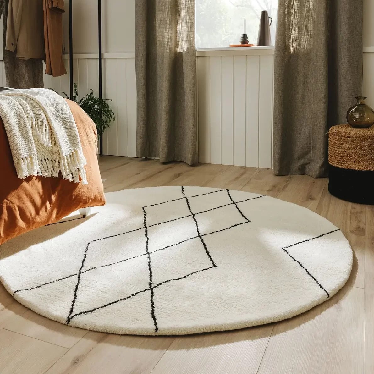 Alpine Cream Round Shag Rug